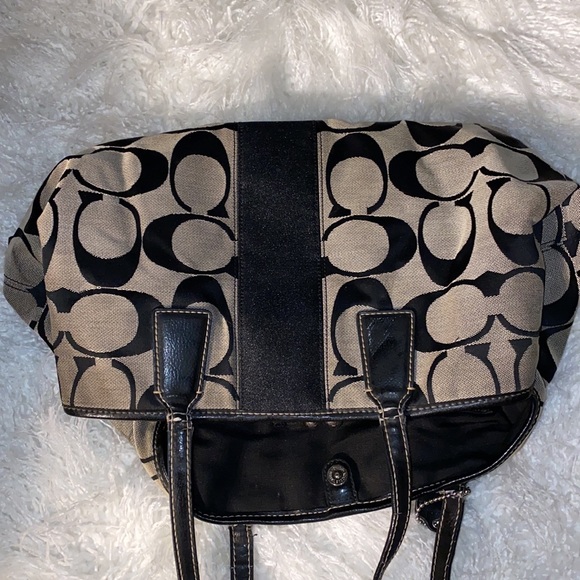 COACH purse - Picture 2 of 6